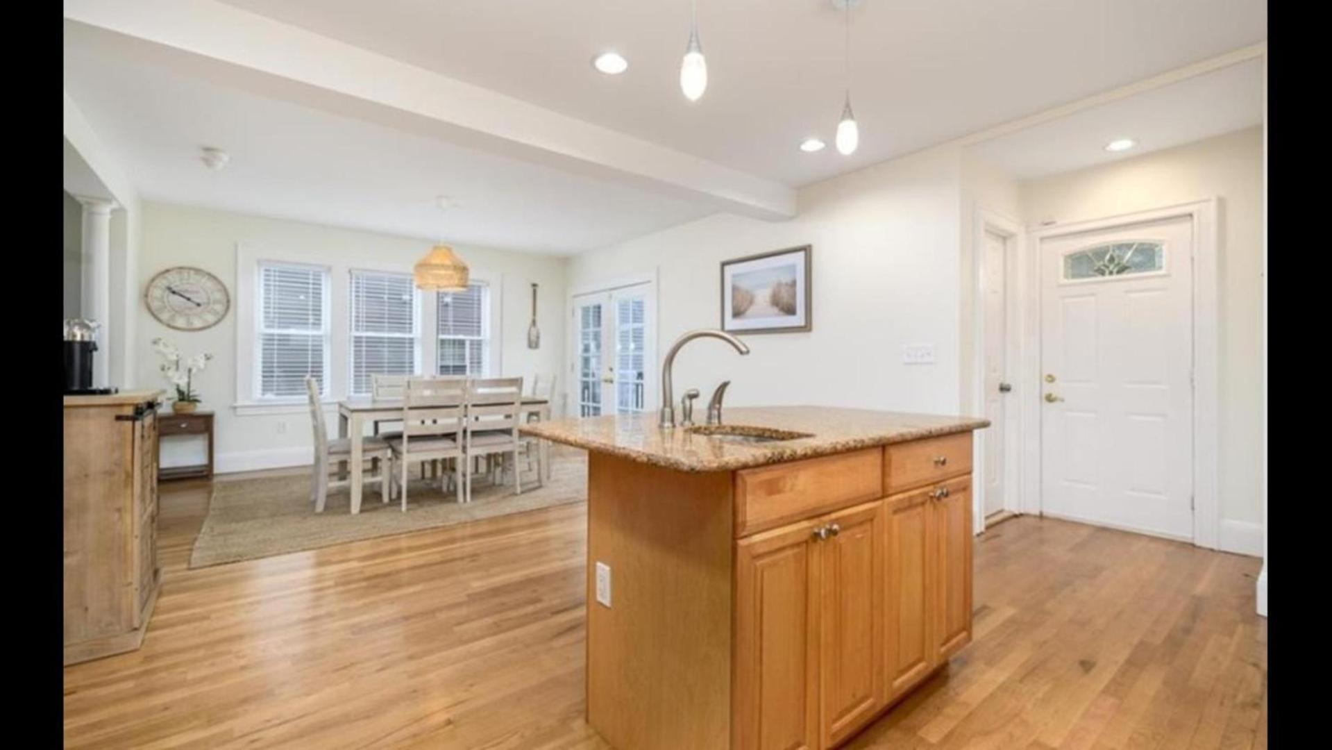 Black Rock Home - 4 Bed - Jacuzzi Bath - Beach Bridgeport Luaran gambar